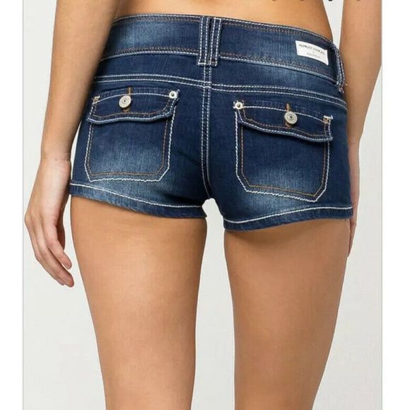 Almost Famous Premium Denim Shorts Low Rise Patch - Picture 3 of 8